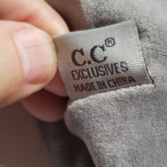 **CC Kids Beanie Wear a Smile Ivory/Rose - Picture 5 of 6